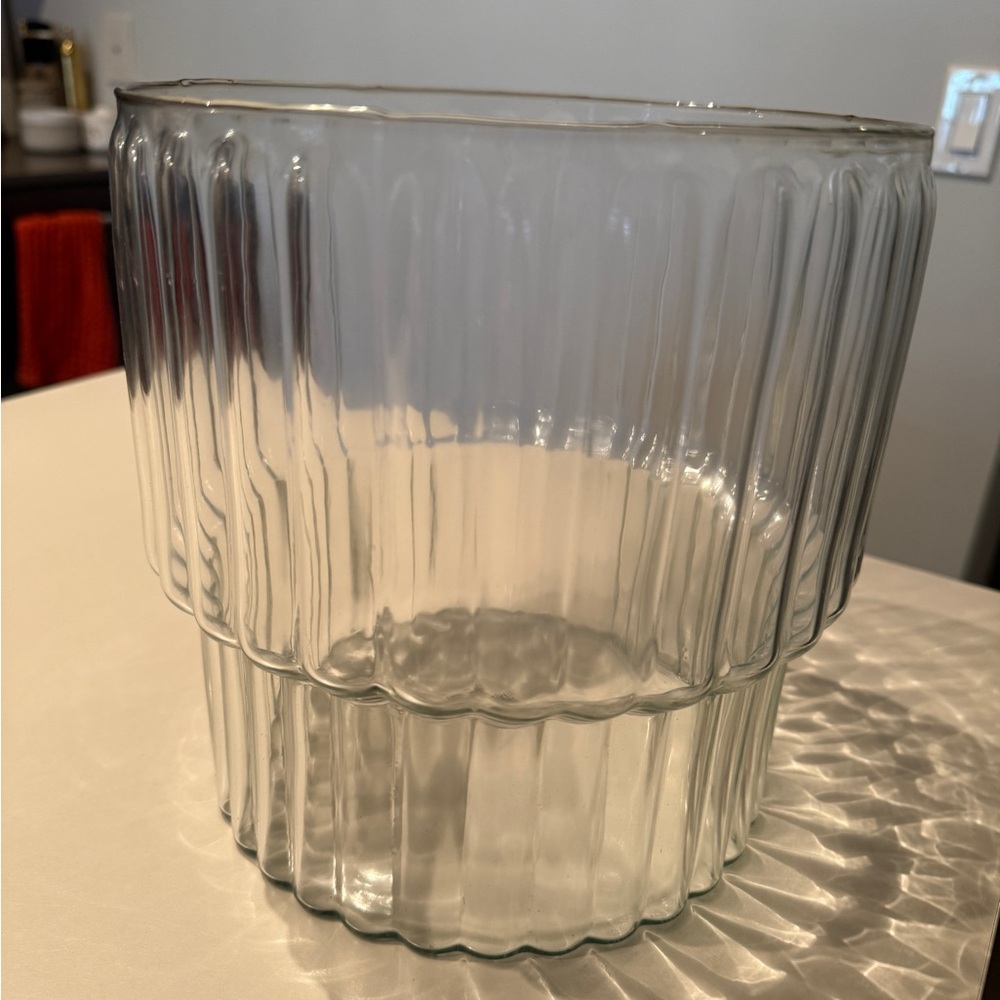 Shae champagne bucket
